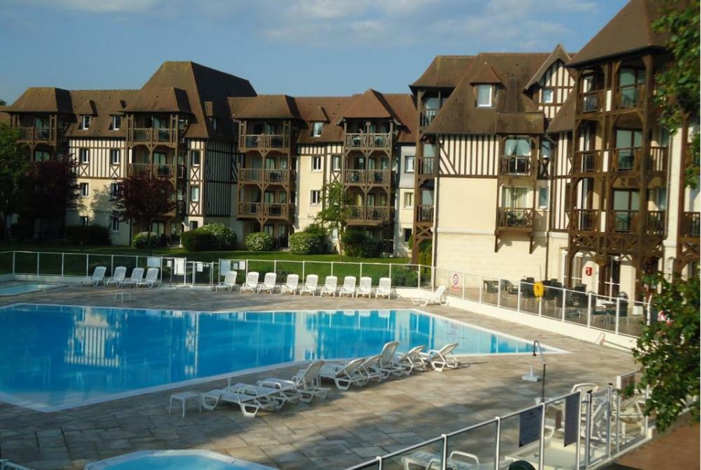 Tres Bel Appartement 8 Personnes Wifi Offert Deauville Ngoại thất bức ảnh